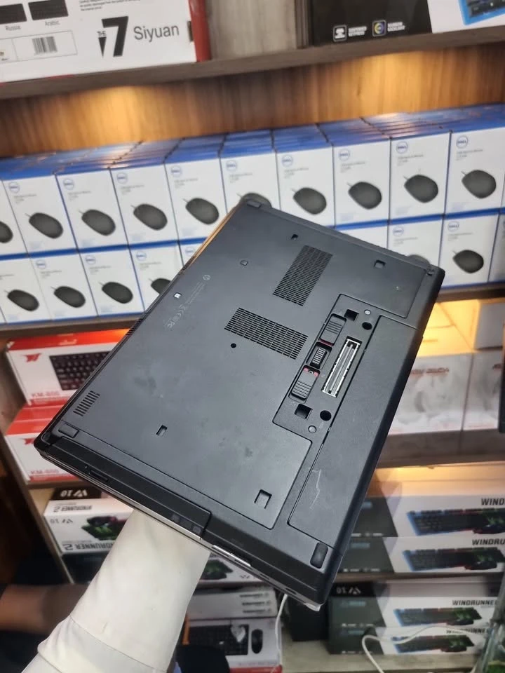 HP EliteBook 8470p Core i5 - AE Laptop image 8