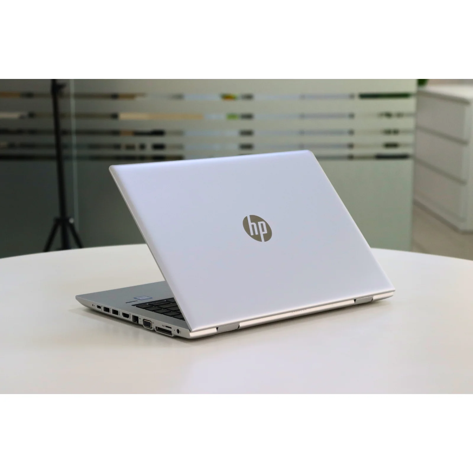 HP PROBOOK 640 G4: 8th Gen i5, 8GB RAM, 256GB SSD - Gray - Unit 96183 - AE Laptop image 5