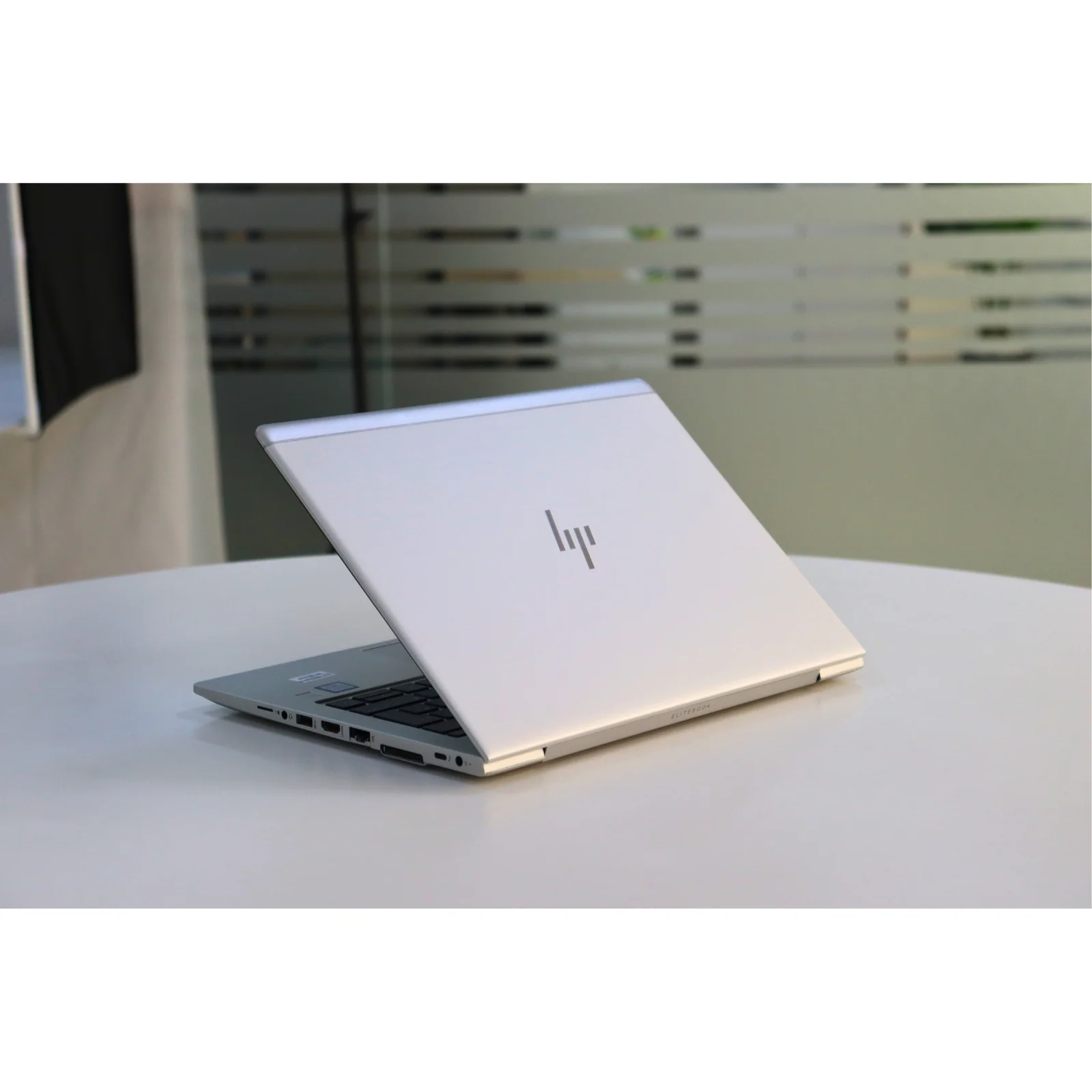 HP ELITEBOOK 830 G6: 8th Gen i5, 8GB RAM, 256GB SSD - Gray - Unit 01020 - AE Laptop image 5