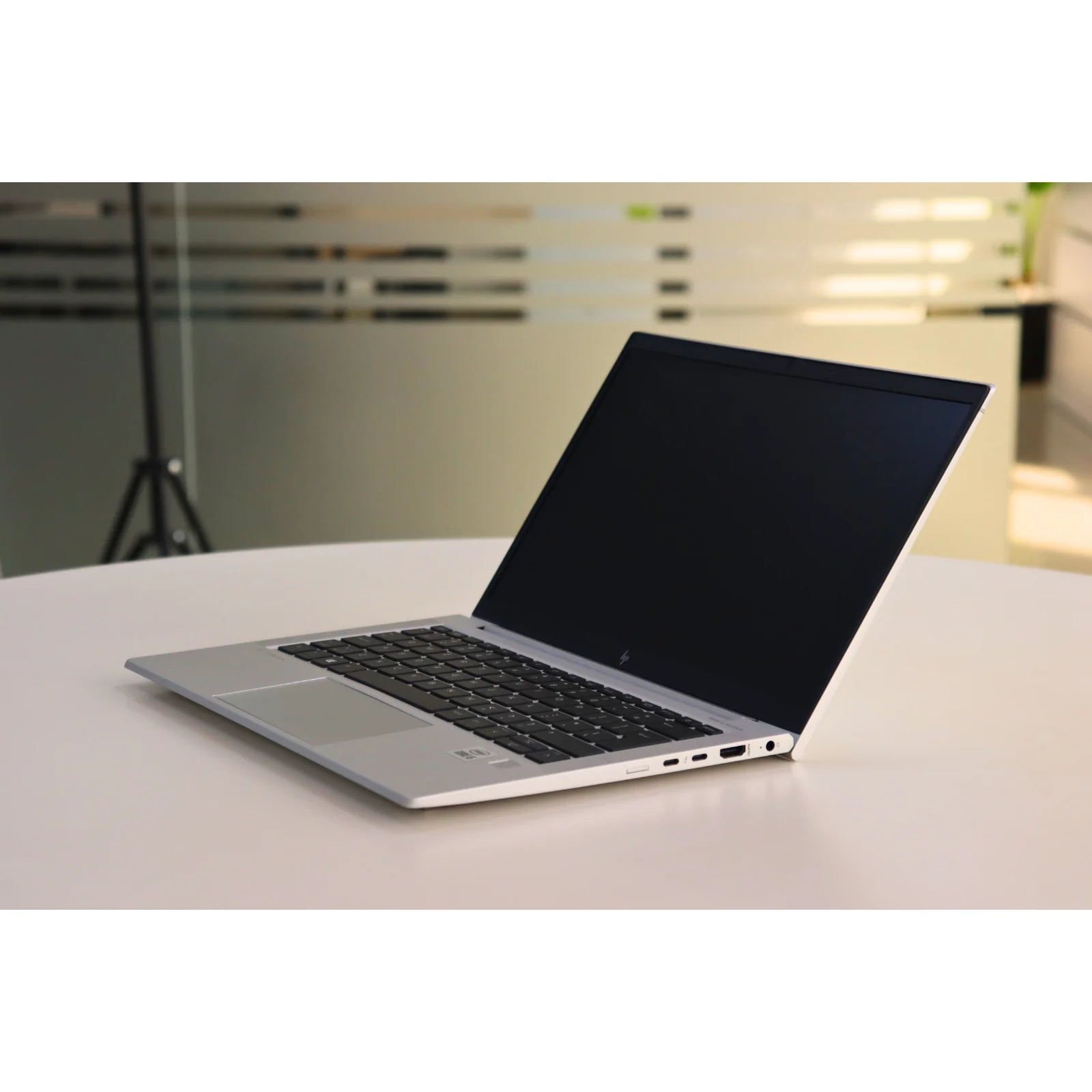 HP ELITEBOOK 830 G7: 10th Gen i5, 8GB RAM, 256GB SSD - Gray - Unit 00661
