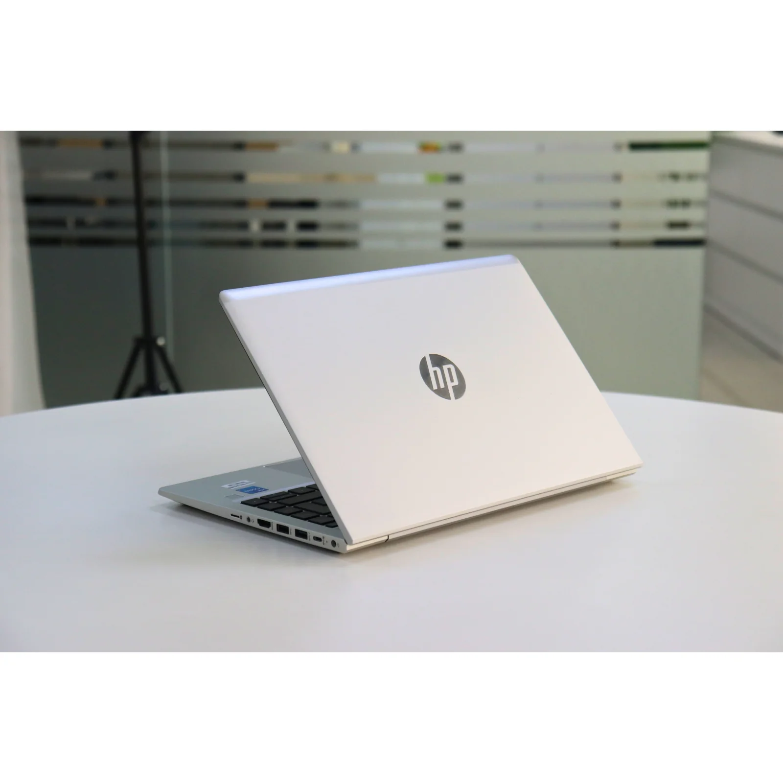 HP PROBOOK 640 G8: 11th Gen i5, 16GB RAM, 256GB SSD - Gray - Unit 00908 - AE Laptop image 5