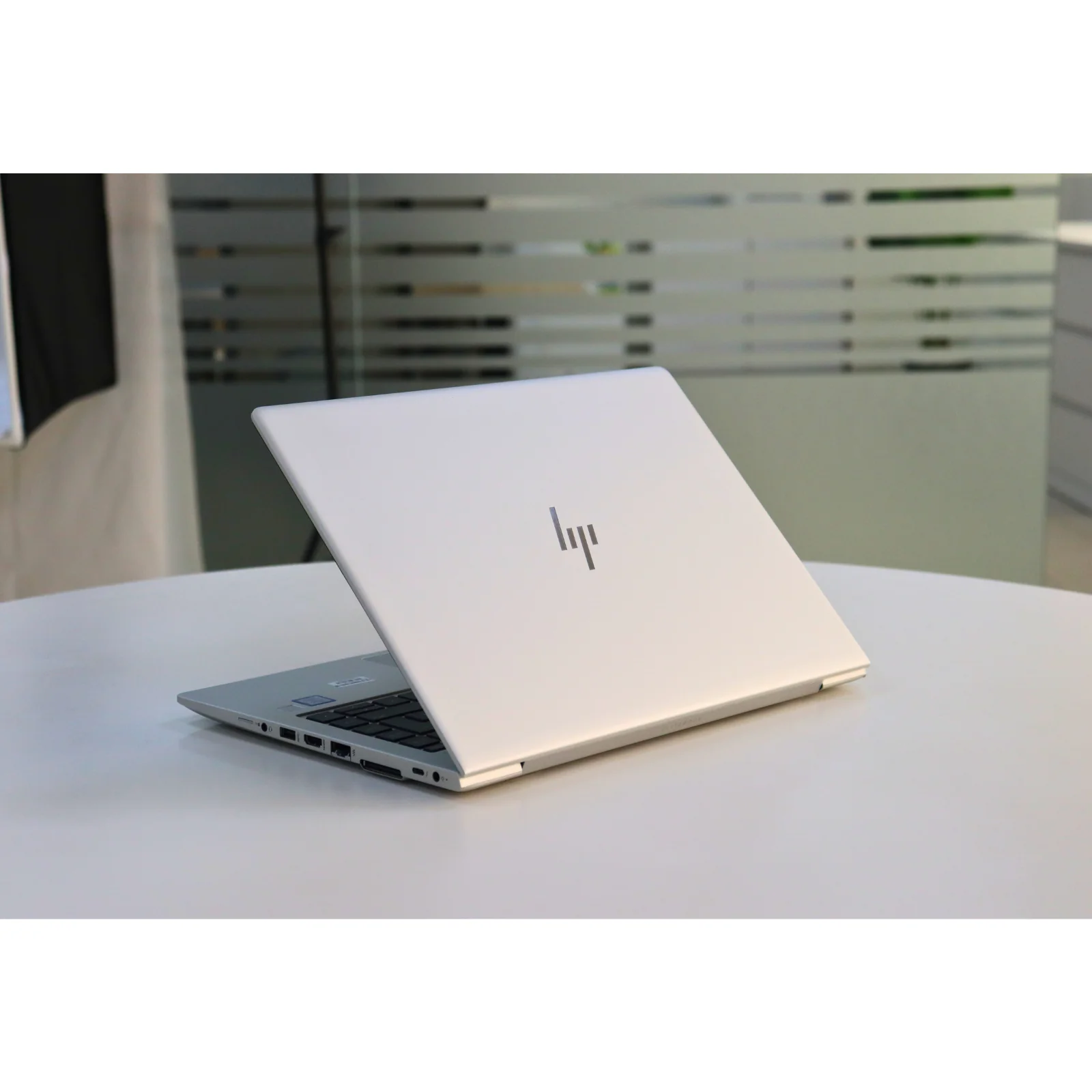 HP ELITEBOOK 840 G5: 8th Gen i5, 8GB RAM, 256GB SSD - AE Laptop image 5