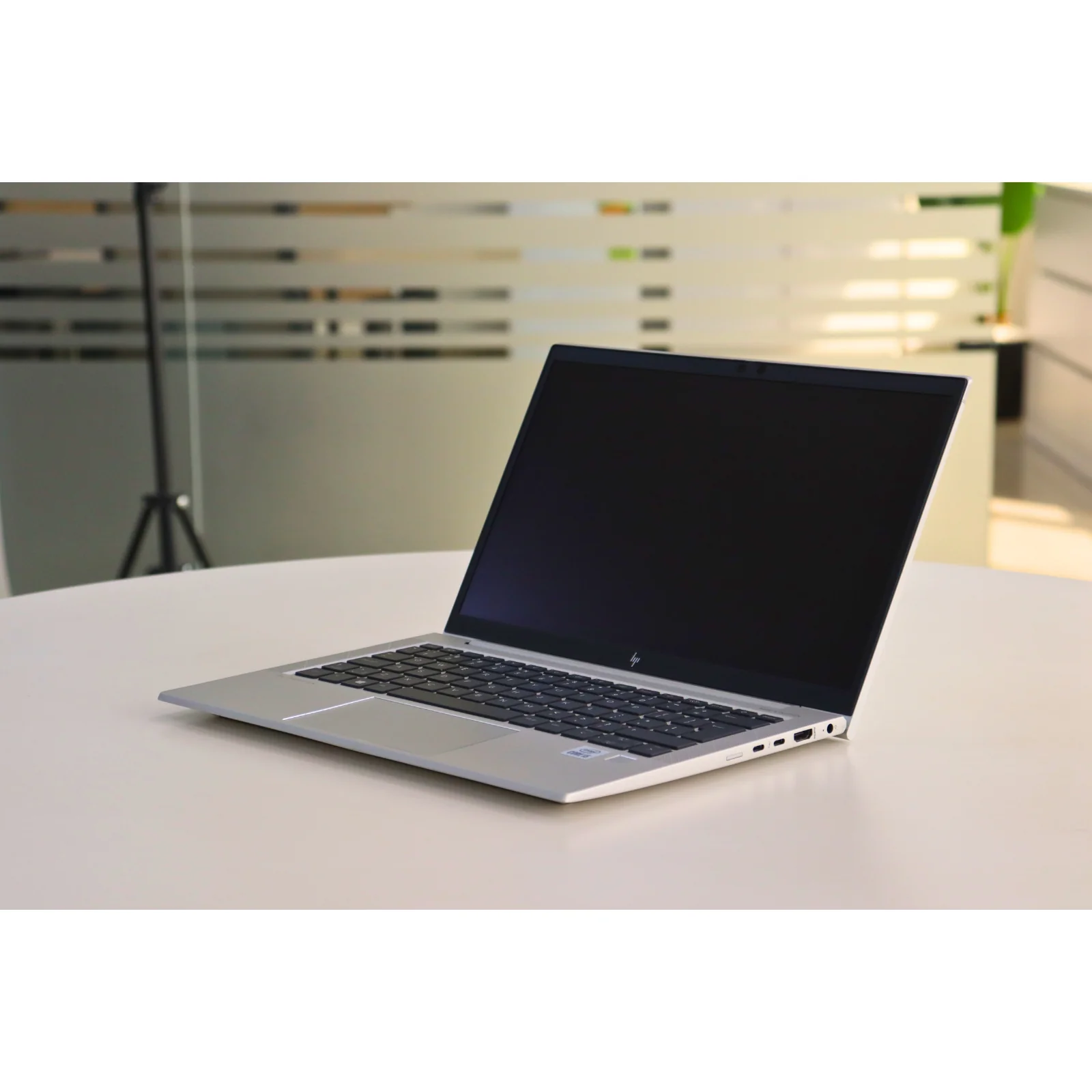 HP ELITEBOOK 830 G7: 10th Gen i5, 8GB RAM, 256GB SSD - Gray - Unit 00666