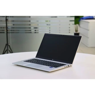 HP ELITEBOOK 830 G8: 11th Gen i7, 16GB RAM, 512GB SSD - Gray - Unit 00078