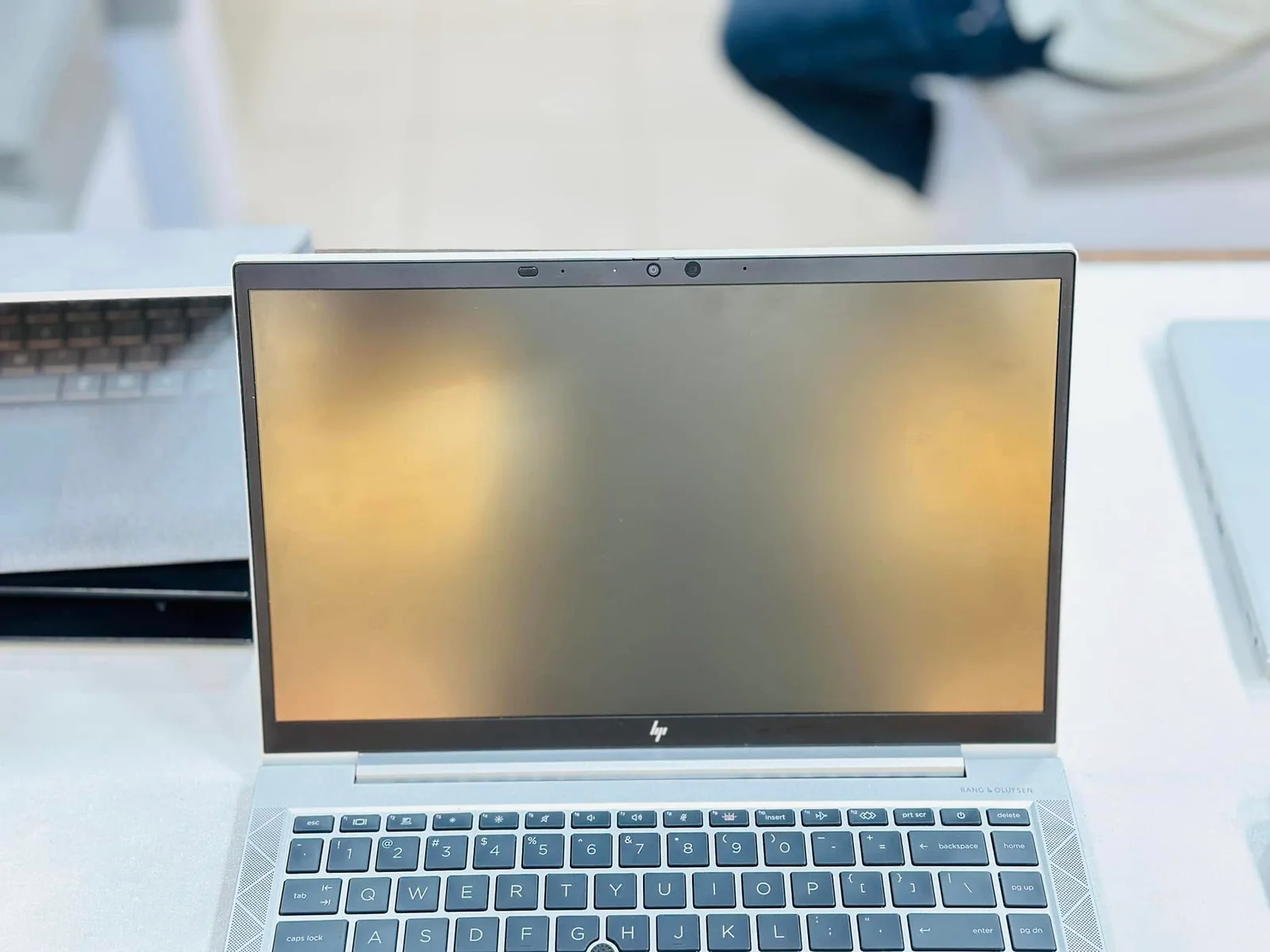 HP Elitebook 840 G8 i7 11th Gen | Best Price in Dubai - AE Laptop image 3
