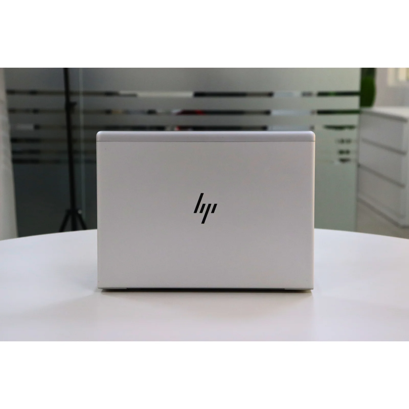 HP ELITEBOOK 830 G6: 8th Gen i5, 8GB RAM, 256GB SSD - Gray - Unit 00509 - AE Laptop image 6