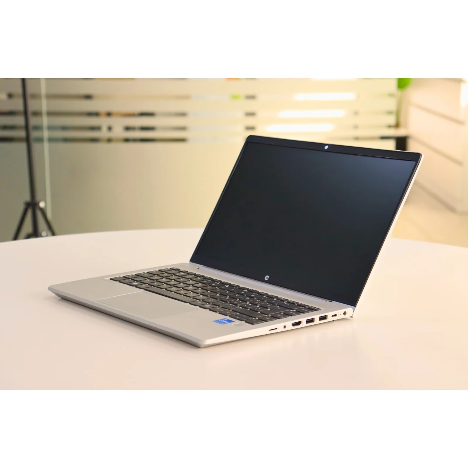 HP PROBOOK 440 G8: 11th Gen i5, 8GB RAM, 256GB SSD