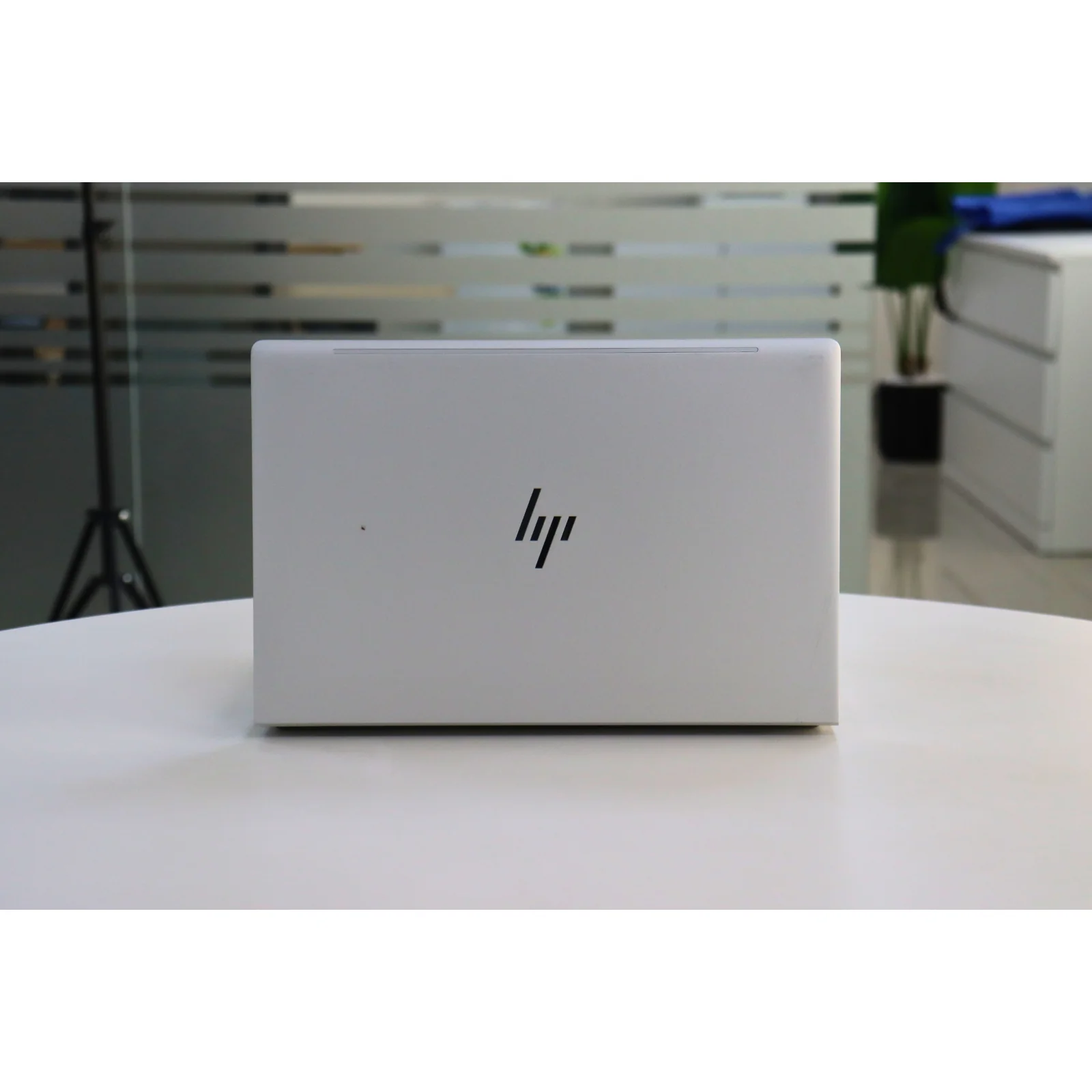 HP ELITEBOOK 640 G10 : 13th Gen i5, 16GB RAM, 256GB SSD - Grey - Unit 00357 - AE Laptop image 6