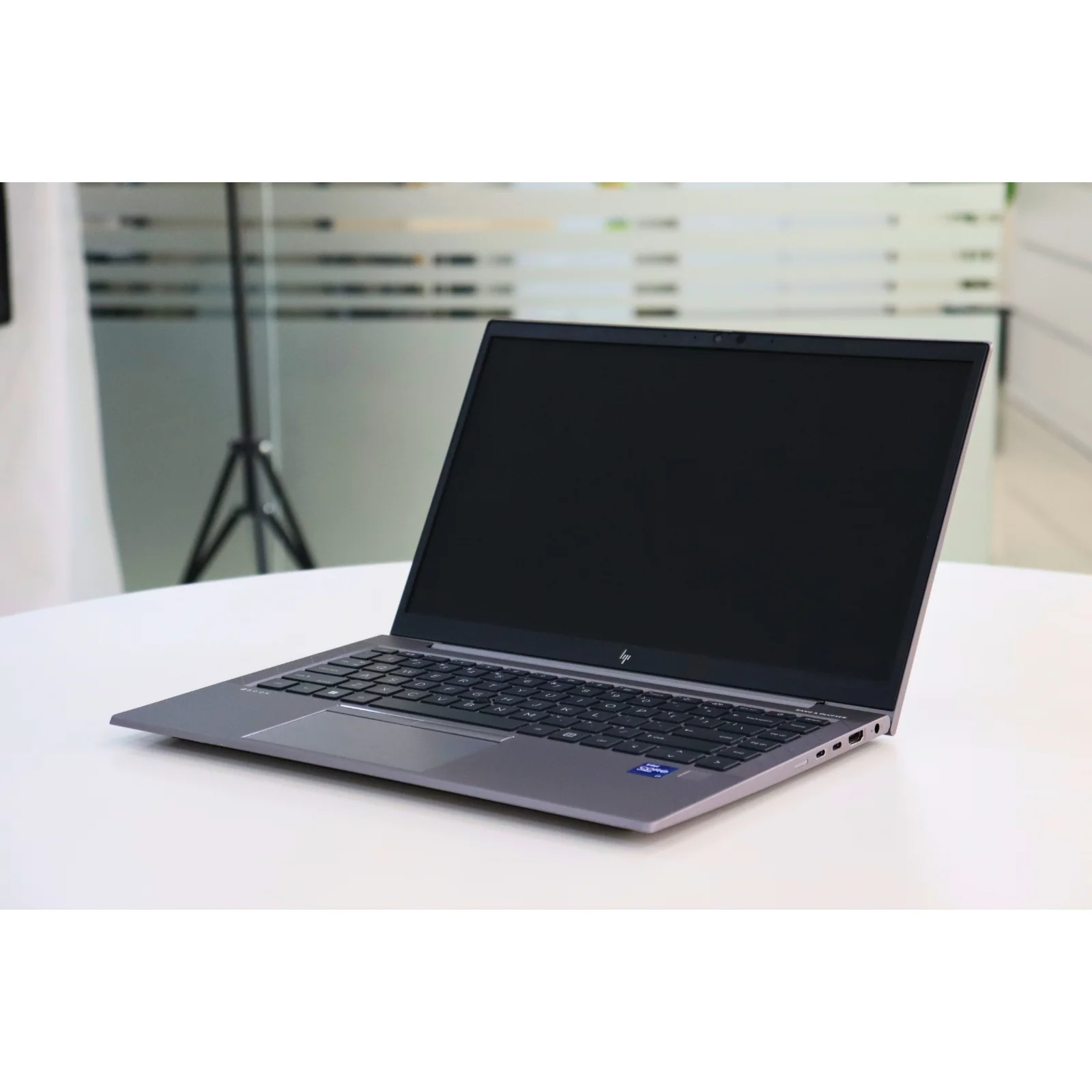 HP ZBOOK FIREFLY 14 G8: 11th Gen i7, 16GB RAM, 256GB SSD - Gray - Unit 98757