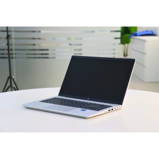 HP ELITEBOOK 640 G10 : 13th Gen i5, 8GB RAM, 256GB SSD