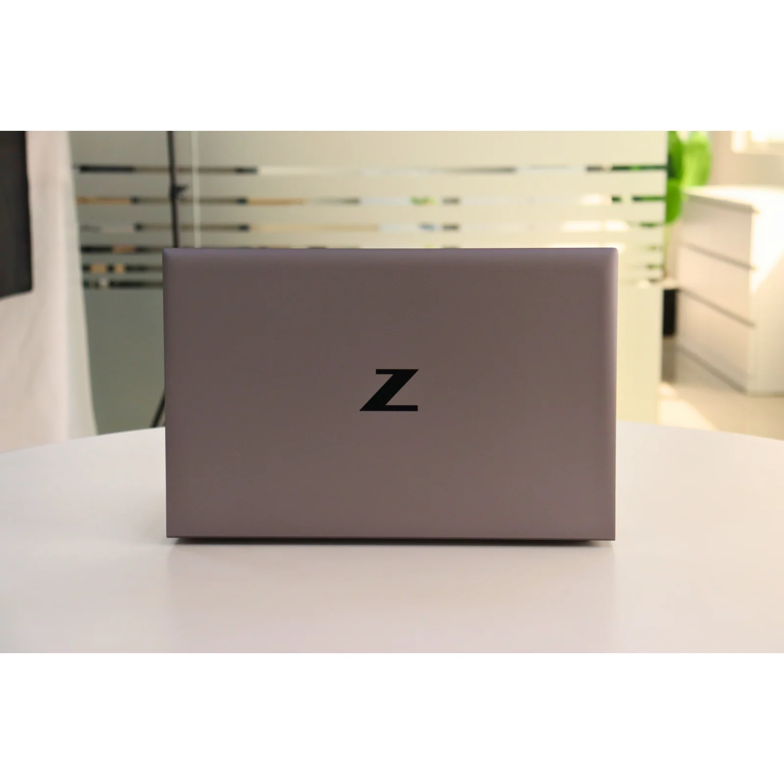 HP ZBOOK FIREFLY G8: 11th Gen i5, 16GB RAM, 512GB SSD - Gray - Unit 96231 - AE Laptop image 6