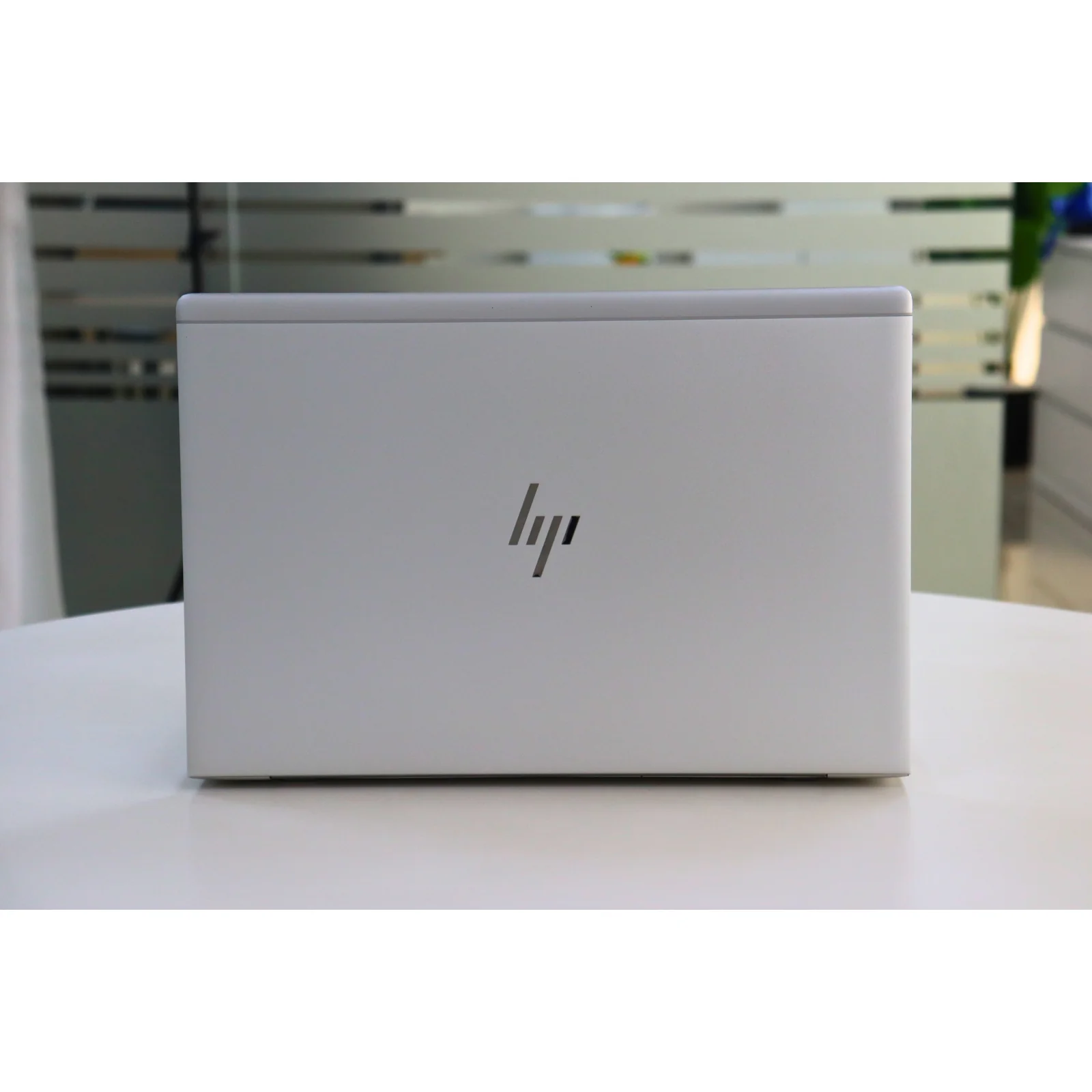 HP ZBOOK STUDIO G5: 9th Gen i7, 16GB RAM, 1024GB SSD - AE Laptop image 6