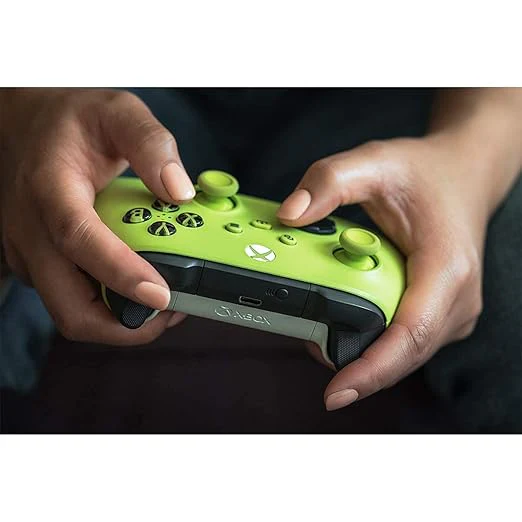 Wireless Game Controller © - AE Laptop image 6
