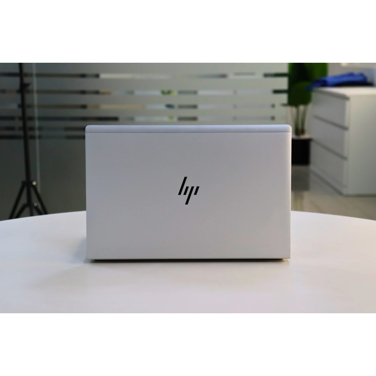 HP ELITEBOOK 640 G10 : 13th Gen i5, 8GB RAM, 256GB SSD - AE Laptop image 6