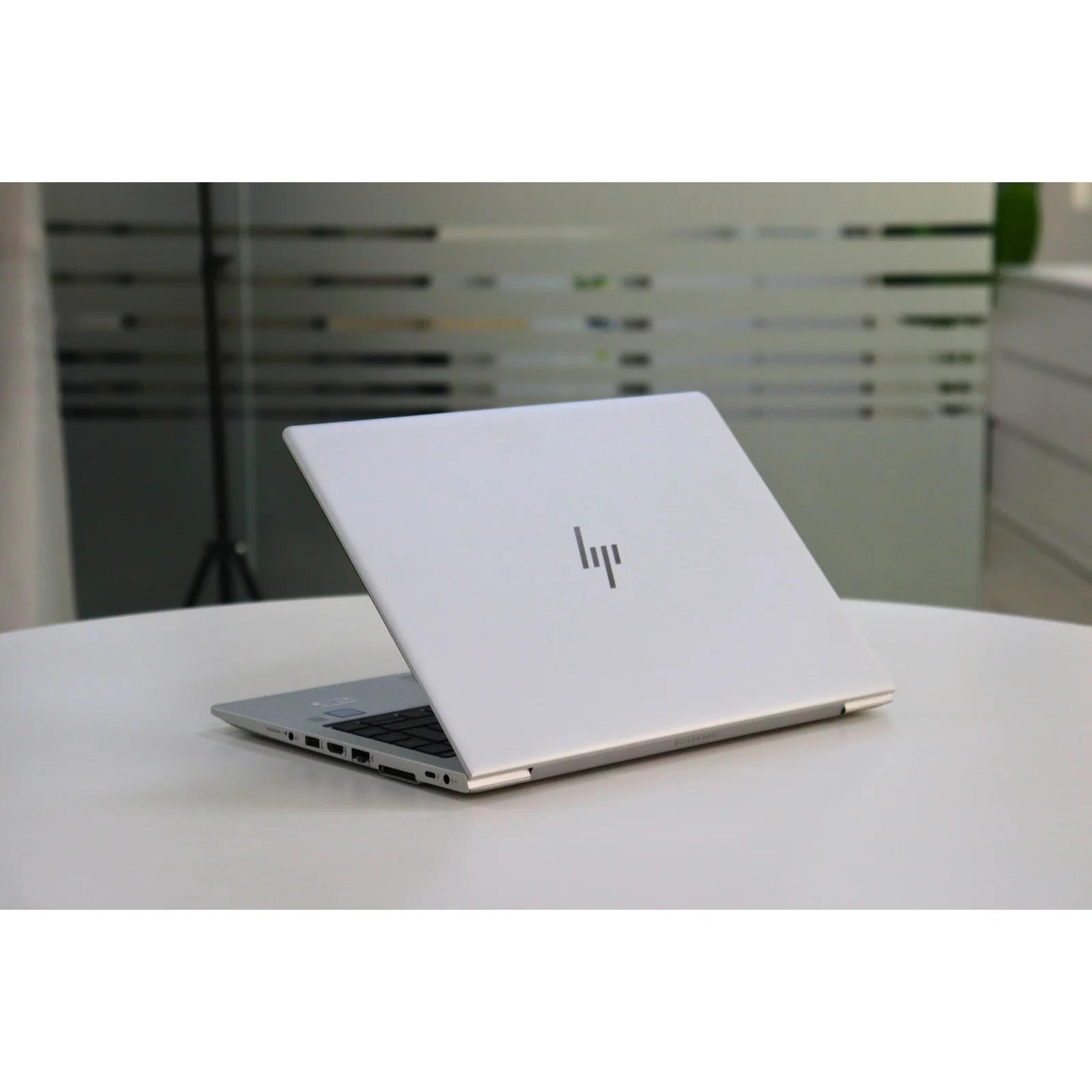 HP ELITEBOOK 840 G6: 8th Gen i5, 16GB RAM, 256GB SSD - AE Laptop image 5