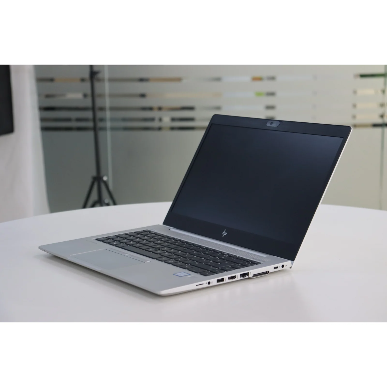 HP ELITEBOOK 840 G5: 8th Gen i7, 16GB RAM, 256GB SSD