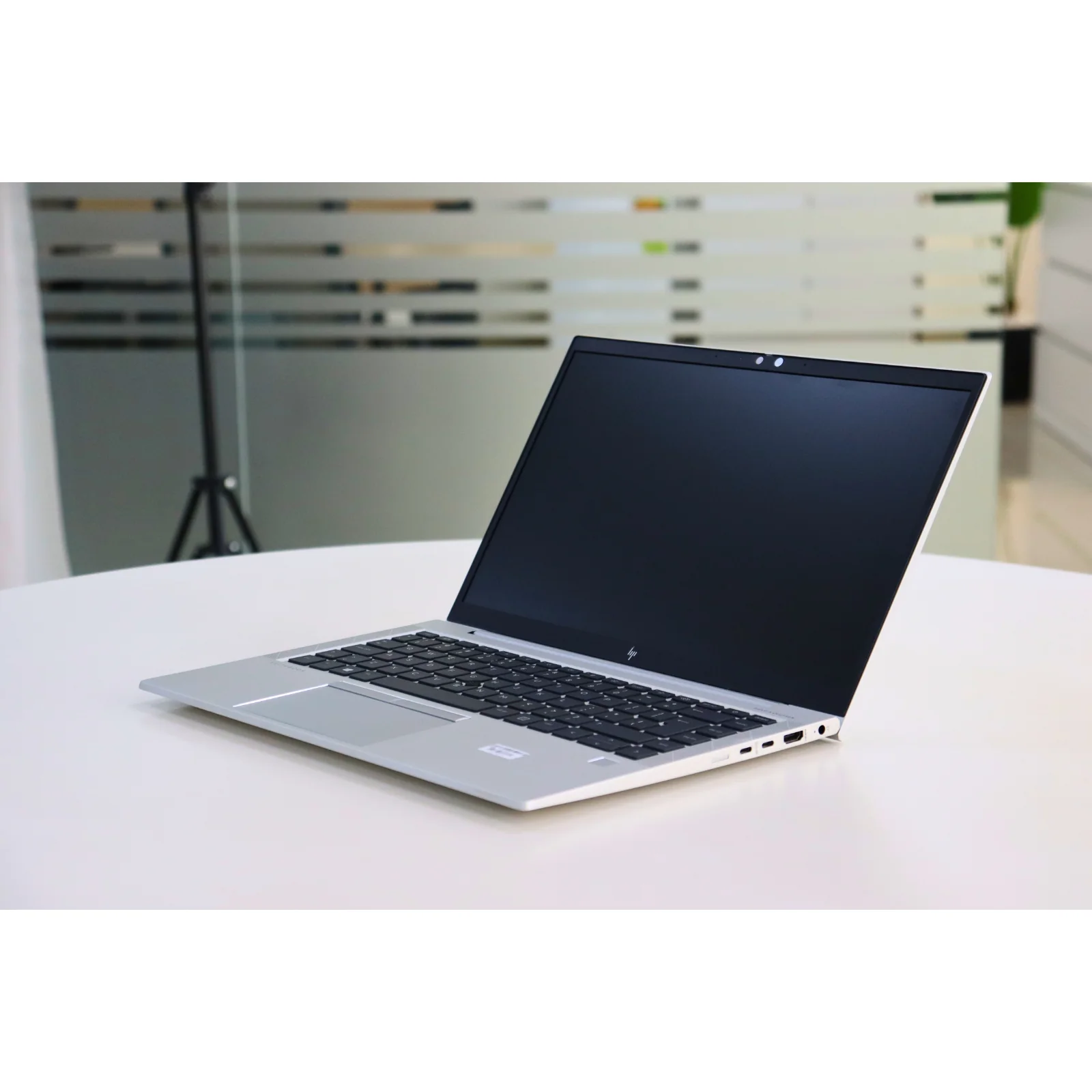 HP ELITEBOOK 845 G8:AMD RYZEN 3, 16GB RAM, 256GB SSD - Silver - Unit 00304