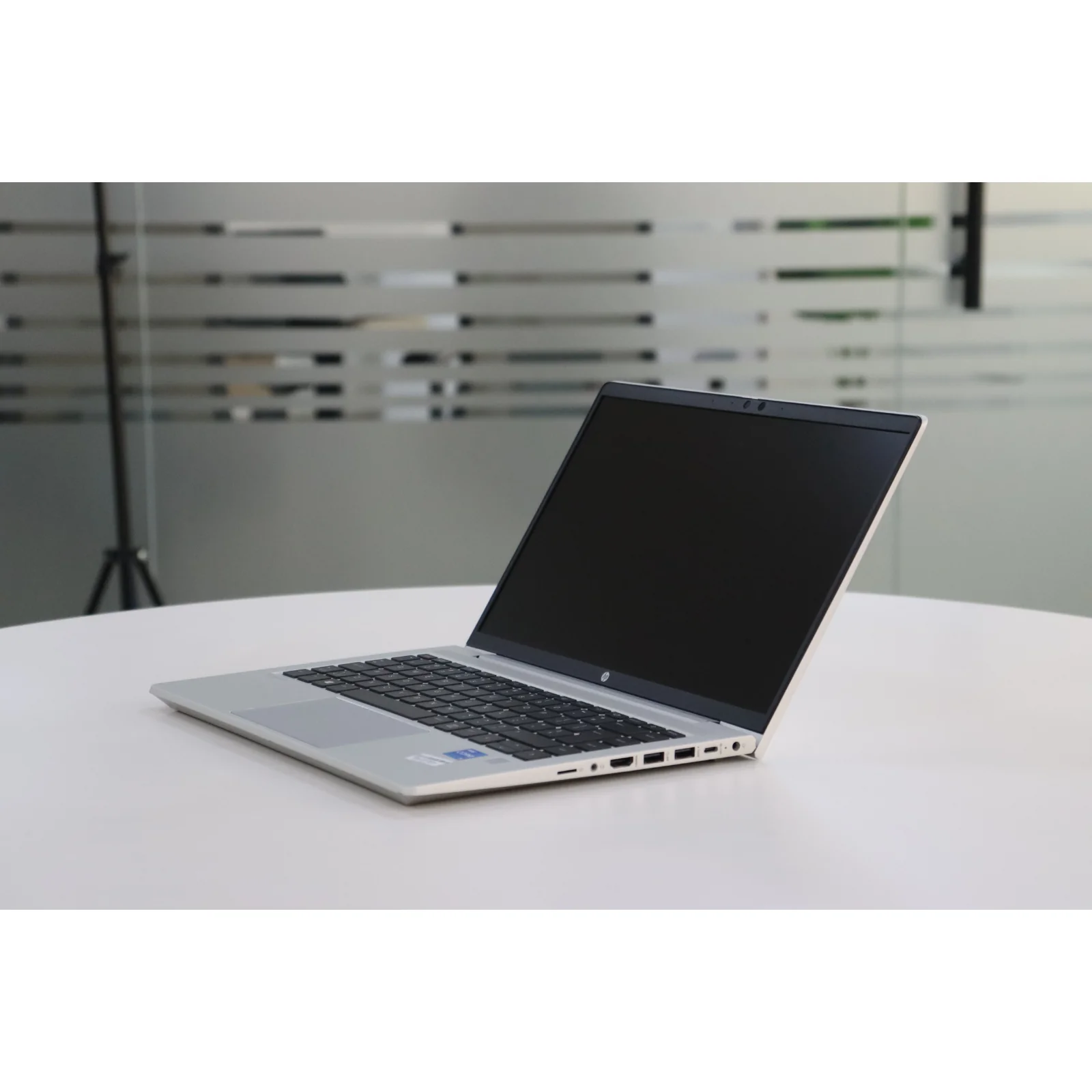 HP PROBOOK 440 G8: 11th Gen i5, 16GB RAM, 256GB SSD