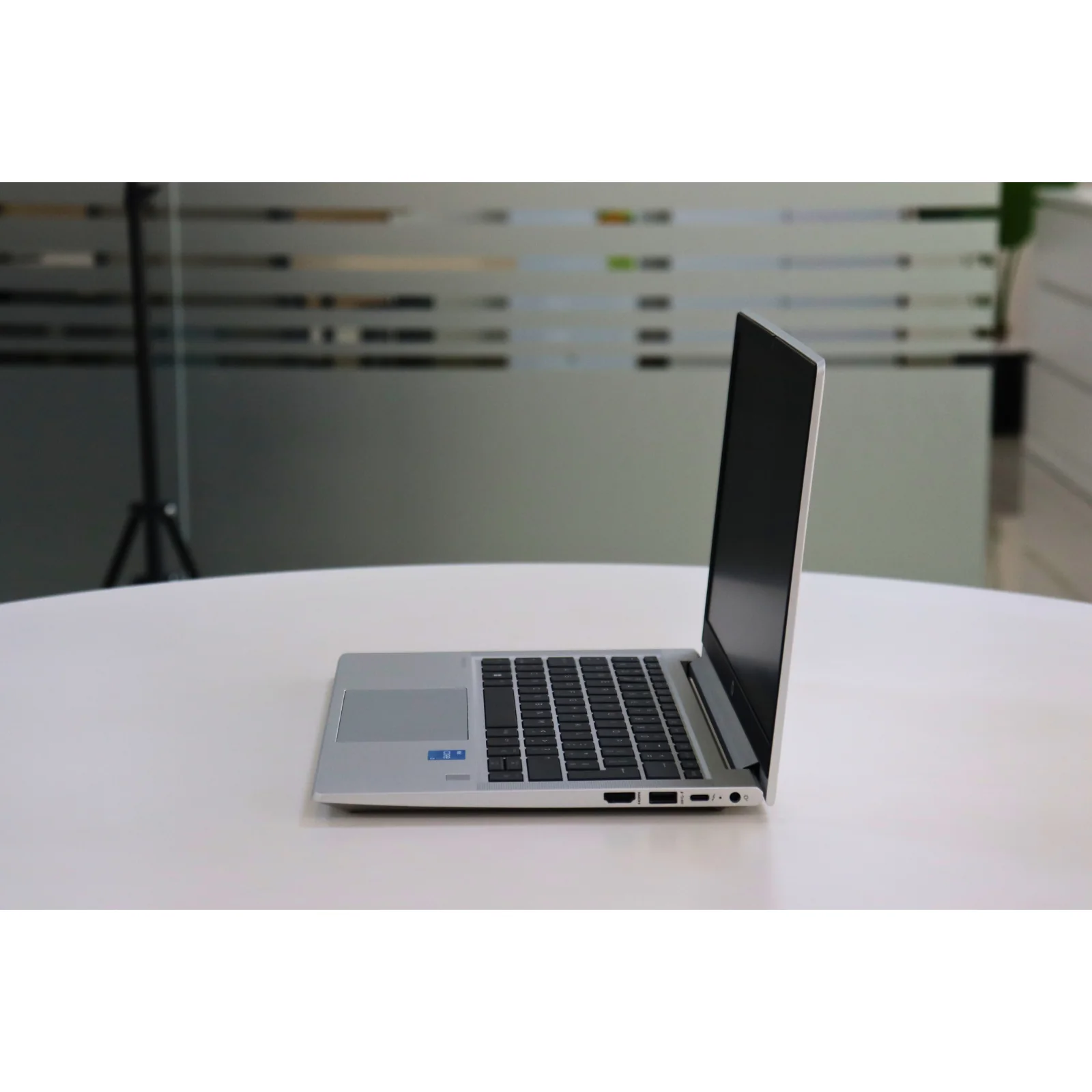 HP PROBOOK 630 G8: 11th Gen i3, 16GB RAM, 256GB SSD - Gray - Unit 00226 - AE Laptop image 4