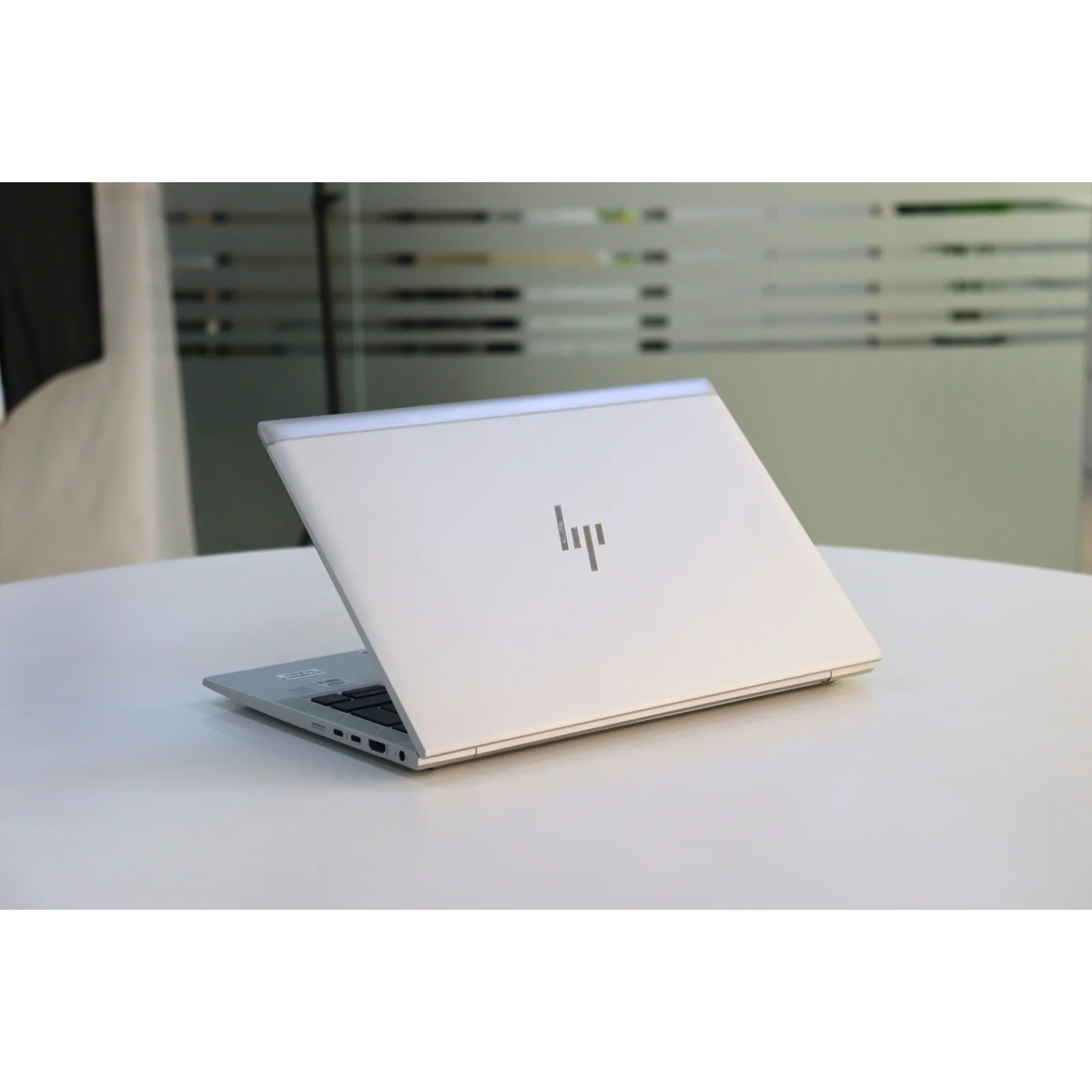 HP ELITEBOOK 830 G7: 10th Gen i5, 16GB RAM, 256GB SSD - Gray - Unit 00449 - AE Laptop image 5