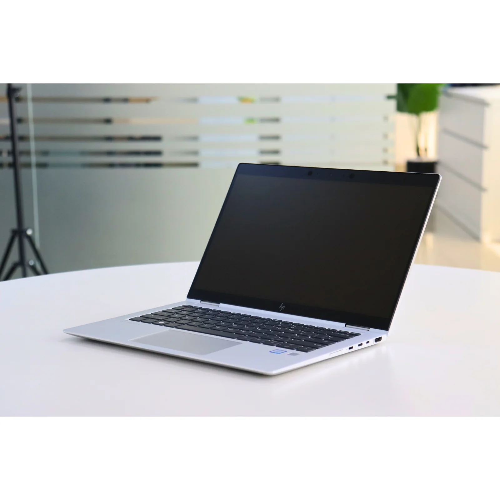 HP ELITEBOOK X360 1030 G4: 8th Gen i5, 16GB RAM, 256GB SSD - Gray - Unit 71838