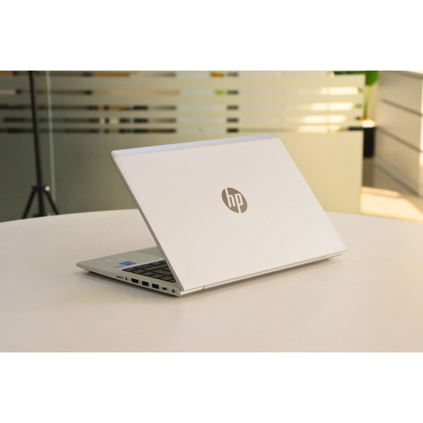 HP PROBOOK 640 G8: 11th Gen i5, 16GB RAM, 256GB SSD - Gray - Unit 00878 - AE Laptop image 5