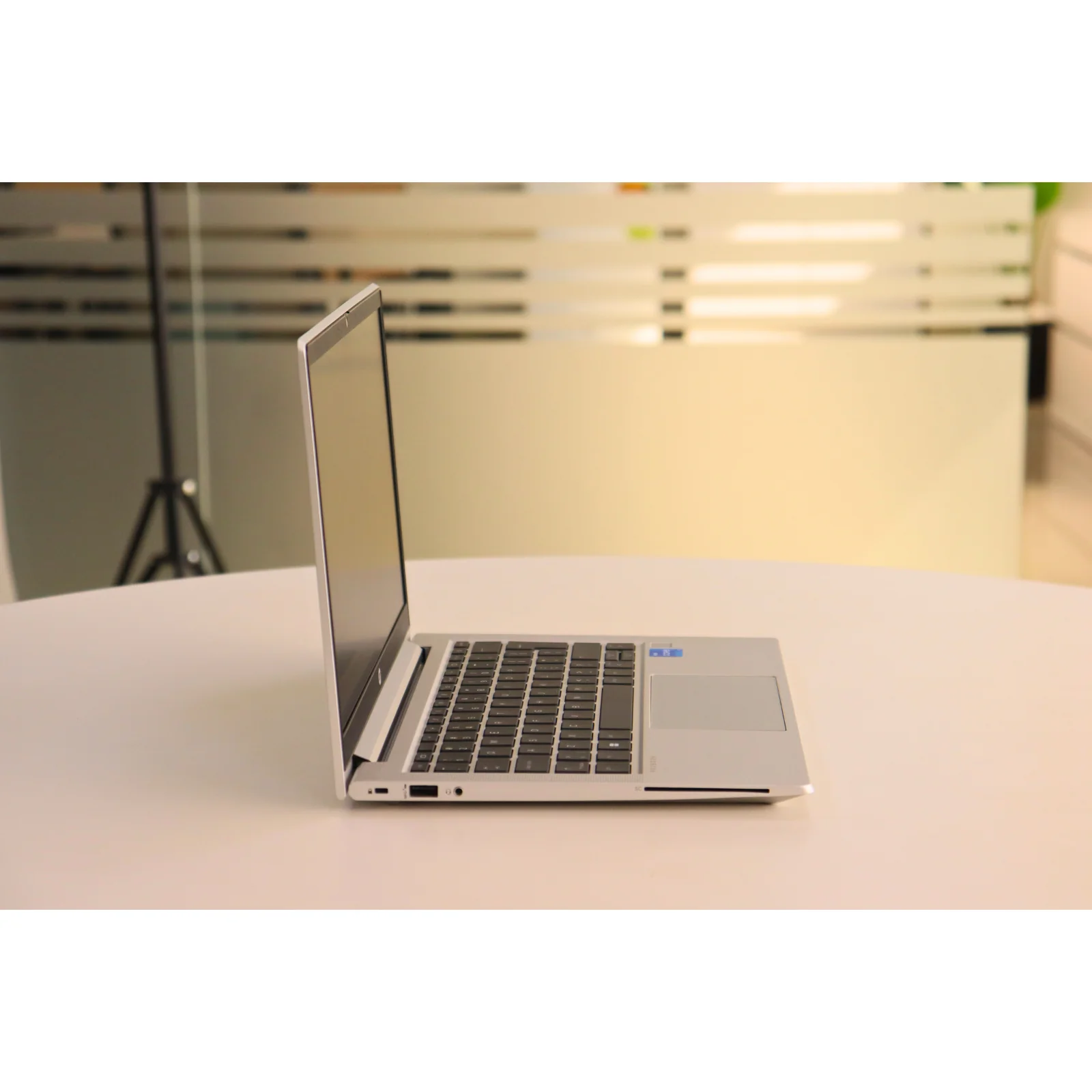 HP Probook 630 G8: 11th Gen i5, 8GB RAM, 256GB SSD - Gray - Unit 01367 - AE Laptop image 3