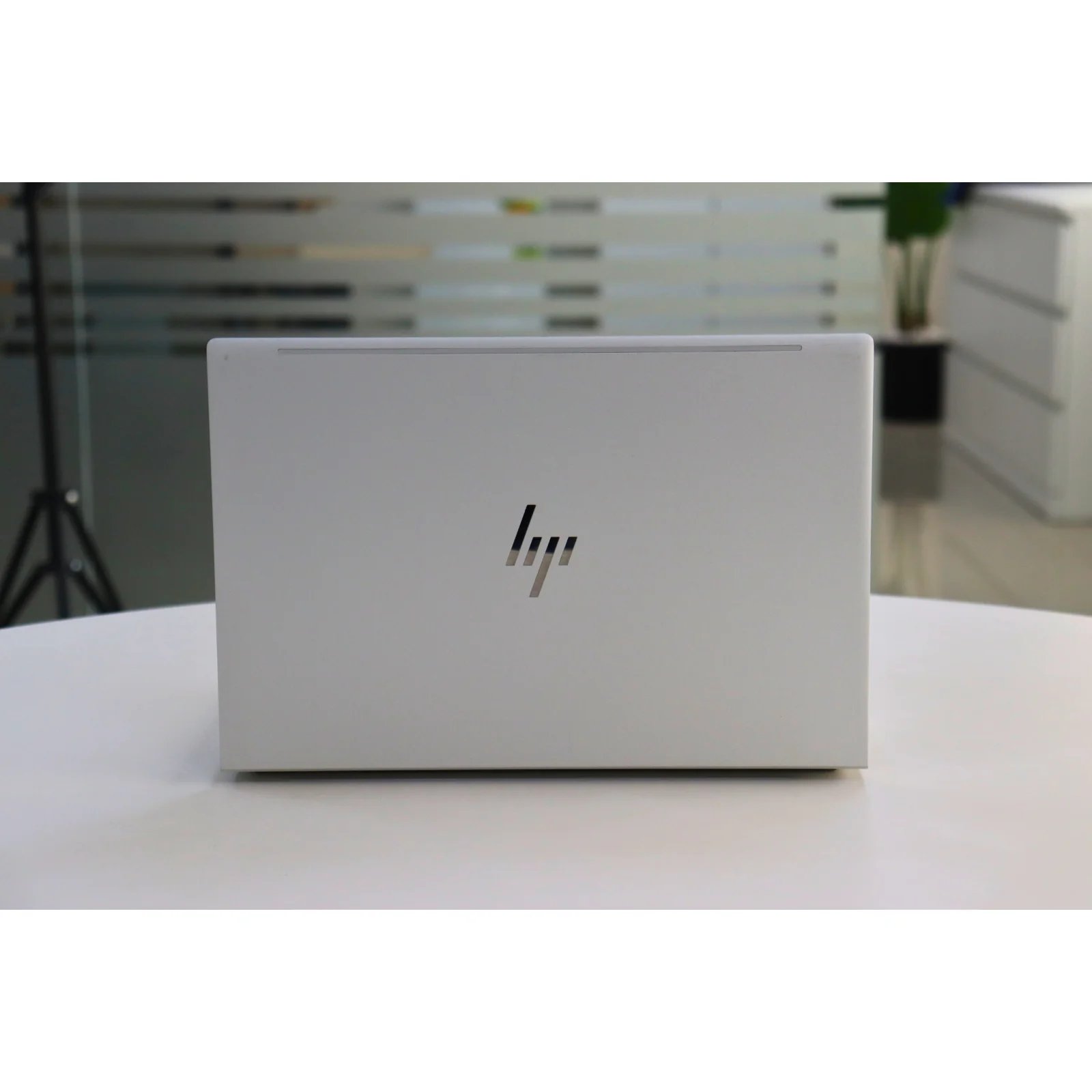 HP EliteBook 630 G9: Intel Core i3, 12th Gen, 8GB RAM, 256GB SSD - AE Laptop image 3