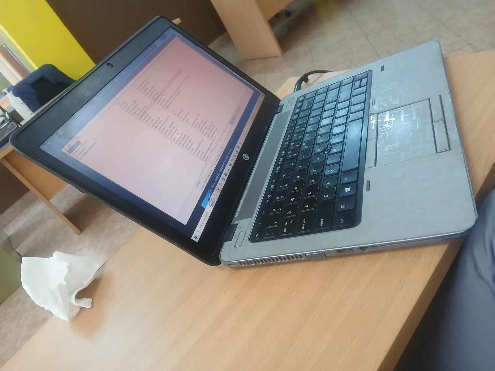 HP EliteBook 840 G1 Price in UAE | Core i5 4th Gen - AE Laptop image 5