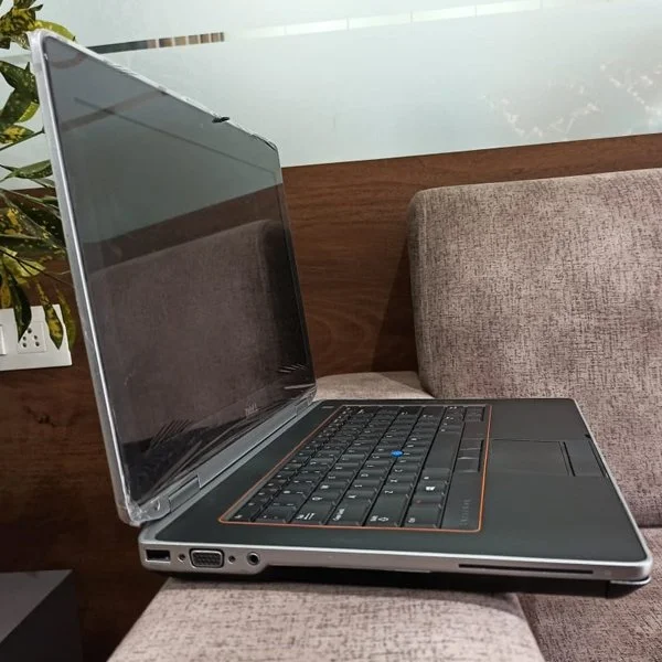 Dell Latitude E6420 | i5 2.6GHz, 8GB RAM, 256GB SSD - AE Laptop image 4